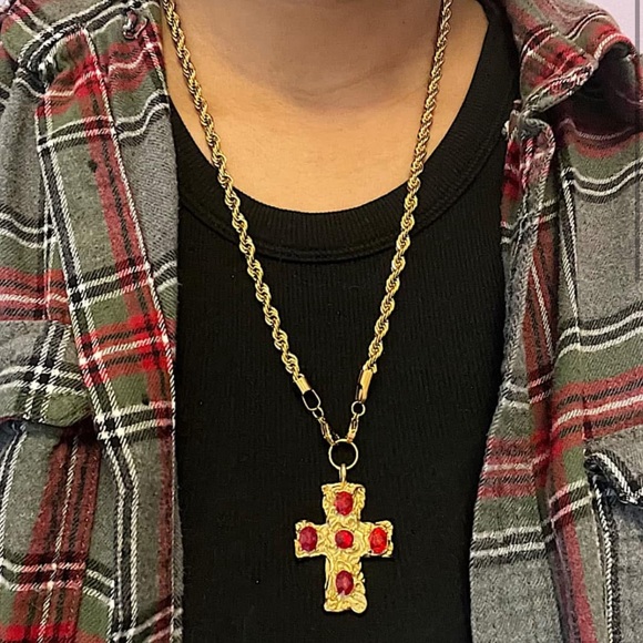 18k Gold Red CZ Cross Pendant Rope Chain - Picture 2 of 4